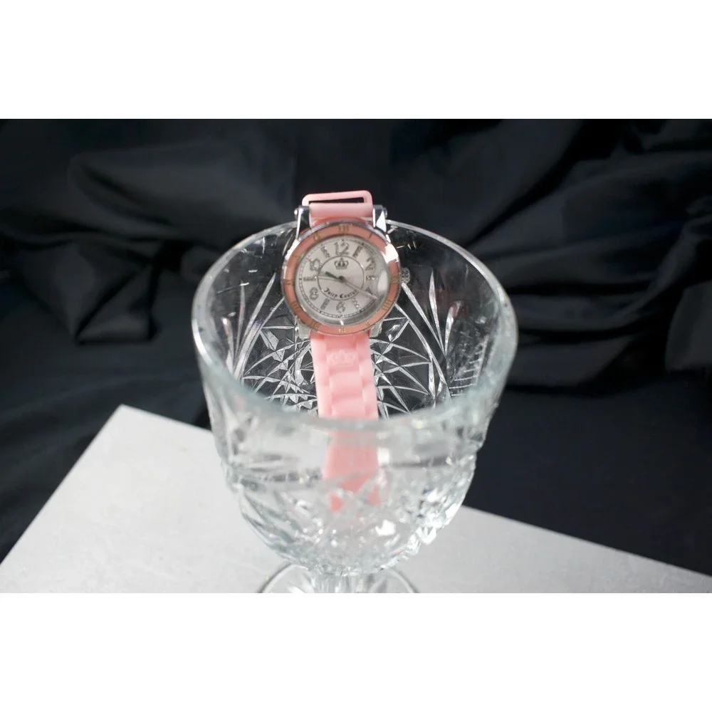 Juicy Couture Womens Pink & Silver Quartz Watch JC.29.3.14.0232 New Battery